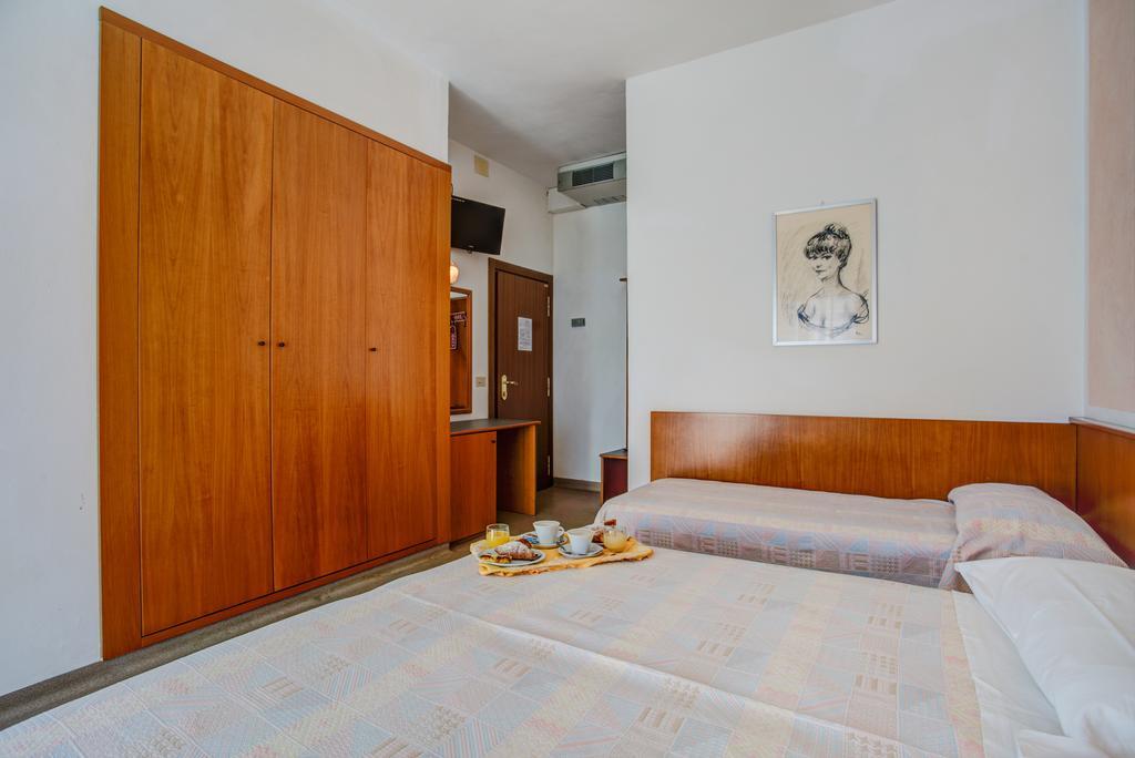 Hotel San Giorgio Milano Marittima Buitenkant foto