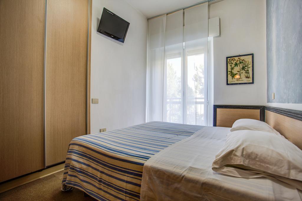 Hotel San Giorgio Milano Marittima Kamer foto