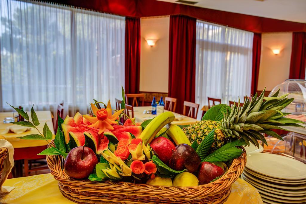 Hotel San Giorgio Milano Marittima Buitenkant foto